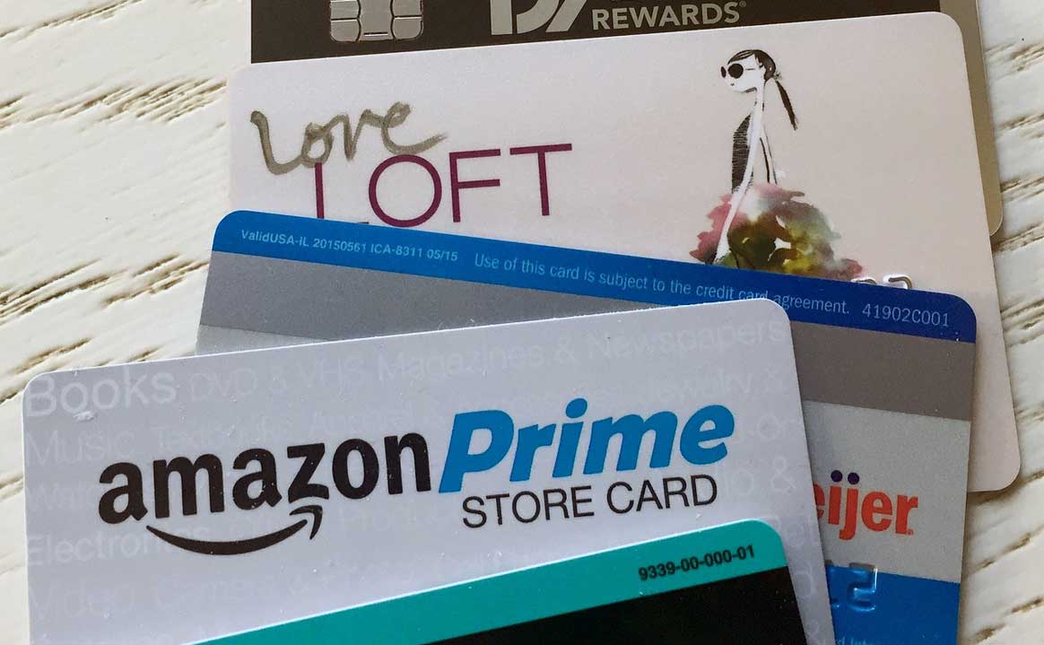 Un card cadou iti aduce 2 clienti la pretul unuia