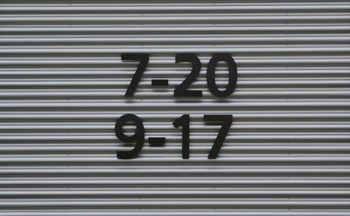 Dovedeste-le clientilor fideli ca ii apreciezi printr-un orar de lucru special pentru ei