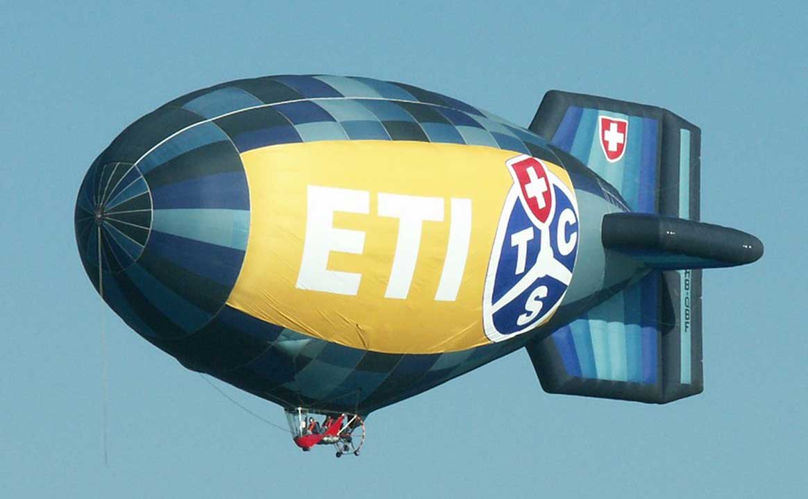 Fa-ti publicitate in fata intregului oras folosind baloanele cu aer cald